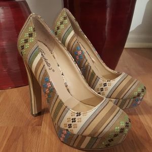 Breckelles womens shoes 7.5